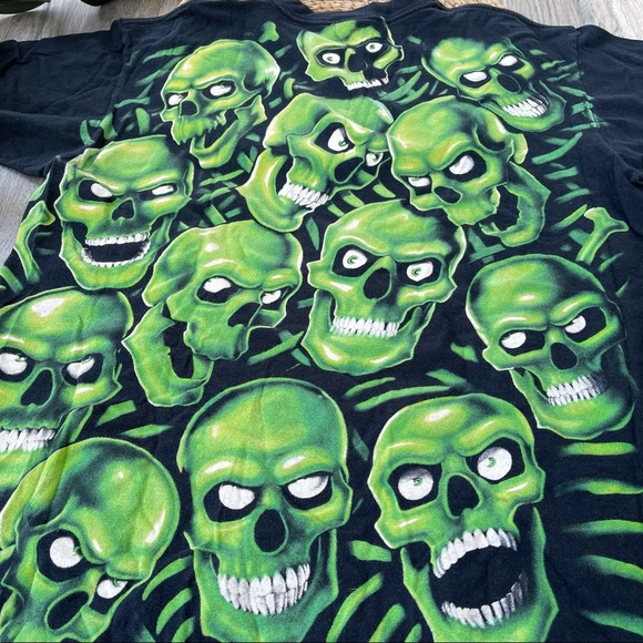 Liquid Blue All Over Green Skull Print Black T Shirt Large Adult Vintage 2001 - Picture 10 of 16